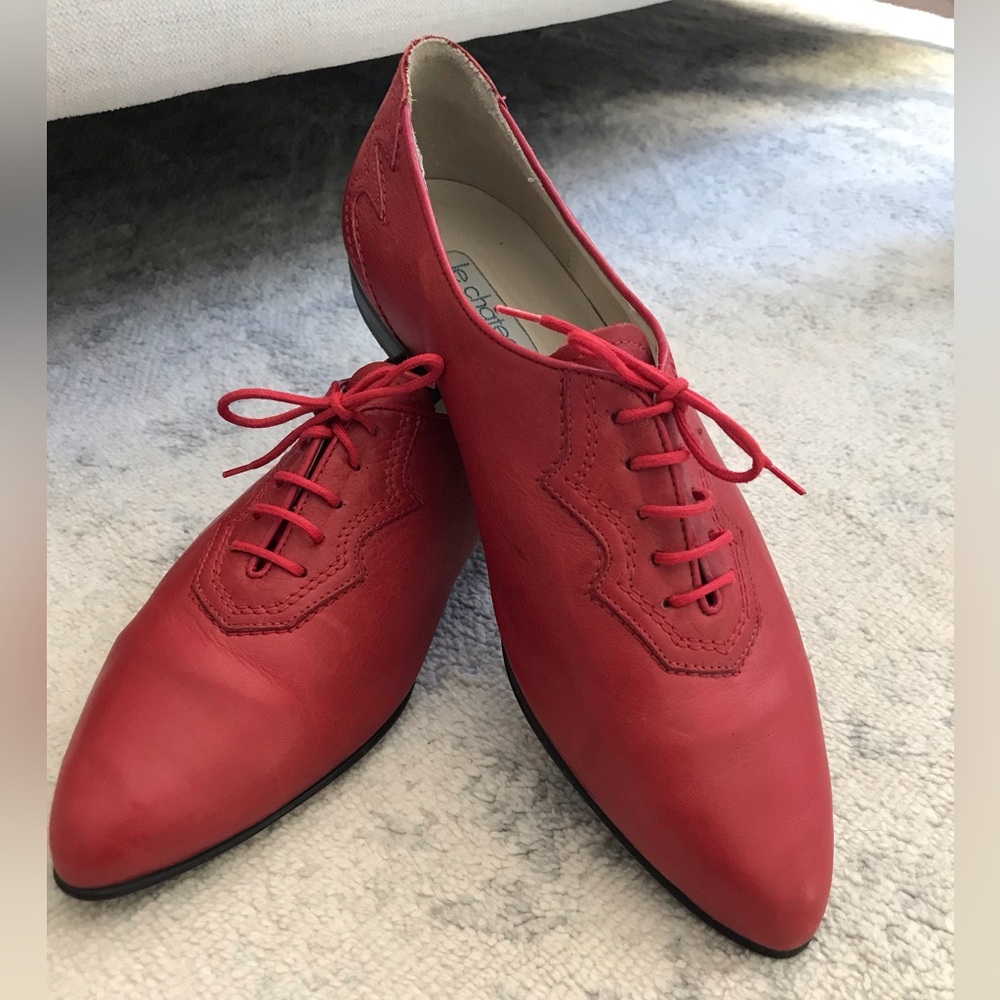 Le Chateau Red Leather Flats